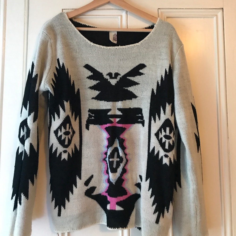 Sweater only worn a few times